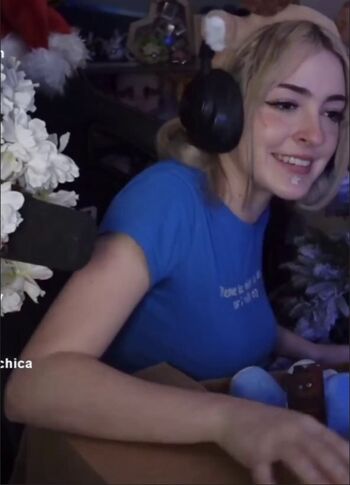 Sylvee / Sylveey / Sylveemhm