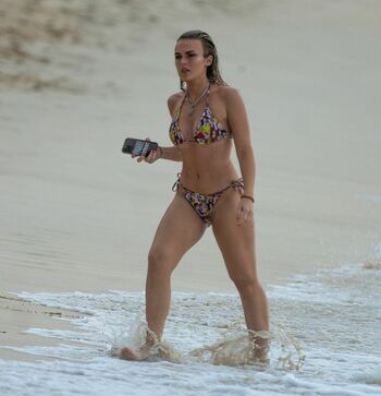 Tallia Storm