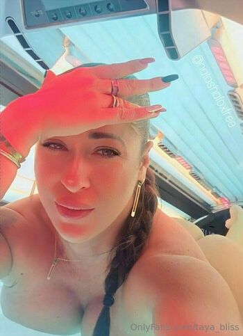 taya_bliss