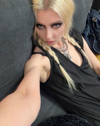 Taylor Momsen