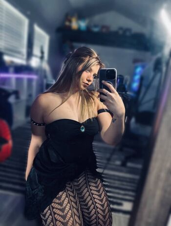 TaylorLiz