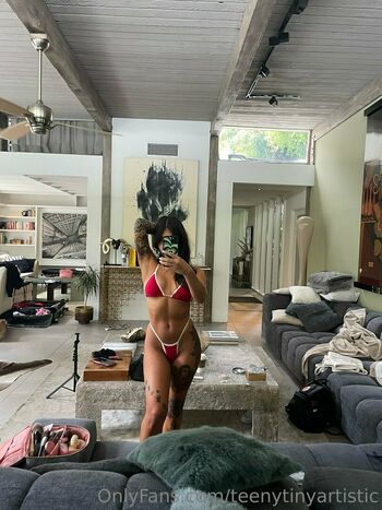teenytinyartistic