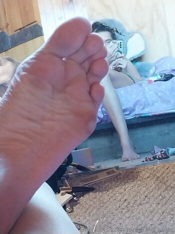 tempting_soles