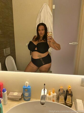 terrijaneofficial