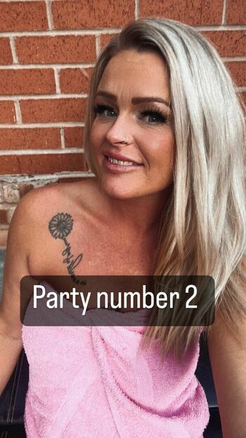 that_blonde_niki