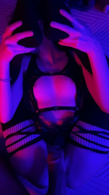 Thatangelnamedamber