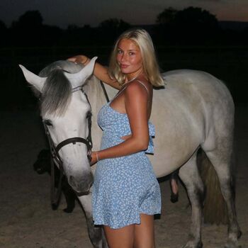 thatyoungblondeVIP