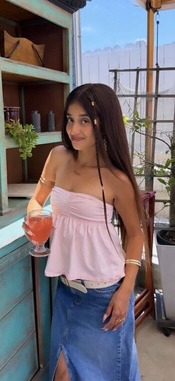 The Definitive 'Petite With An Ass' Megathread