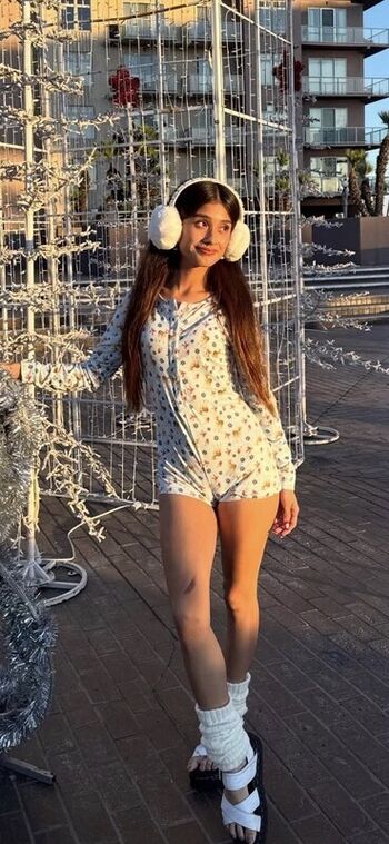 The Definitive 'Petite With An Ass' Megathread