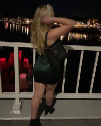 The Dutch Latex Goddess