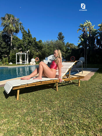 The Dutch Latex Goddess