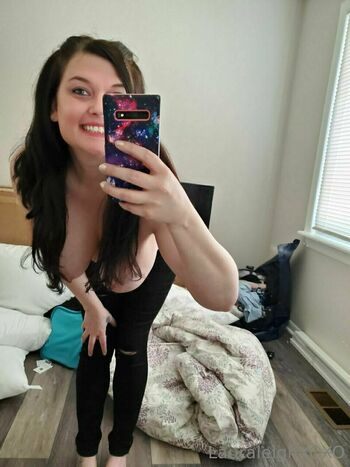 the.laurajohnson