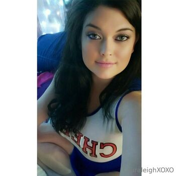 the.laurajohnson
