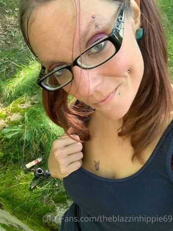 theblazzinhippie69