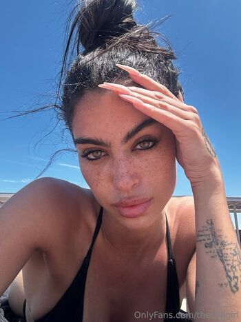 Thecaligirl