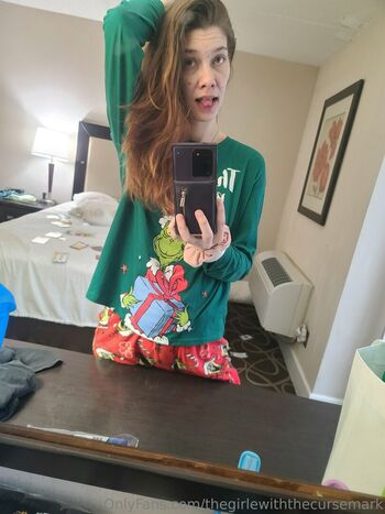 thegirlewiththecursemark