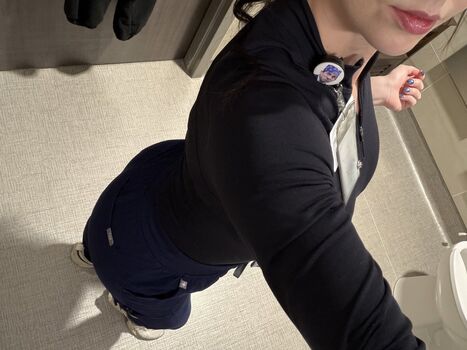 Thehotwifenurse
