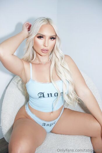 thelilyexperiencex