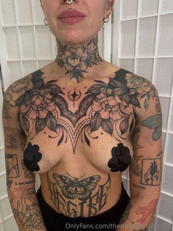 thenaughtytattooist