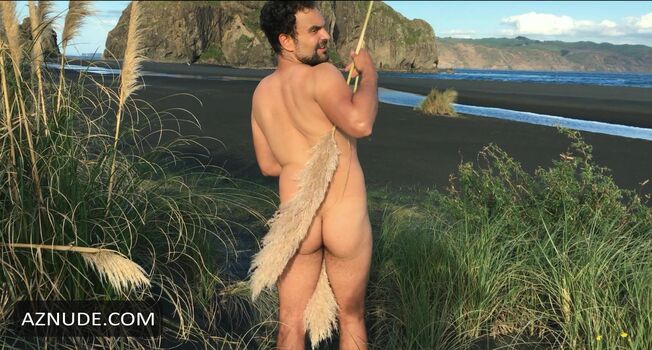 ThereIsNoIInThreesome