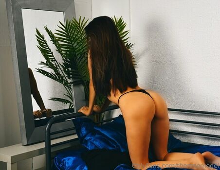 Therese Exclusive