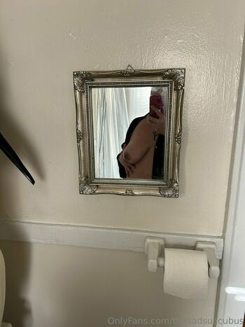 thesadsuccubus