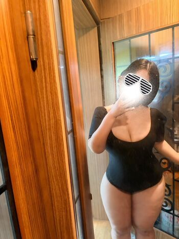 Thick Asian Women