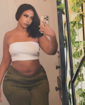 Thick Baddie Forevaa.laii