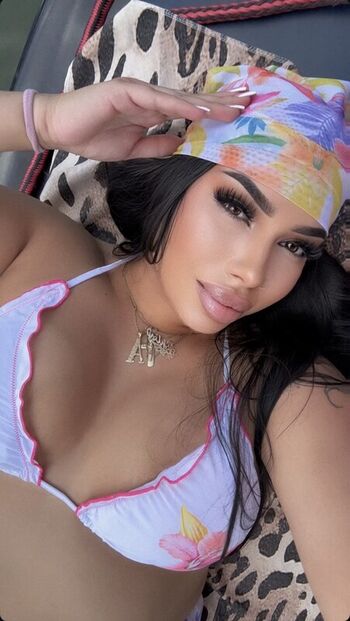 Thick Baddie Oxashhley