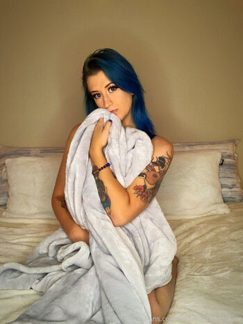 this.is_ariel.shayne