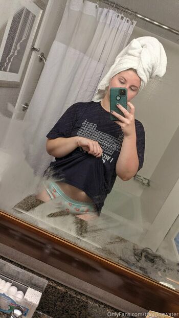 thotdogwater
