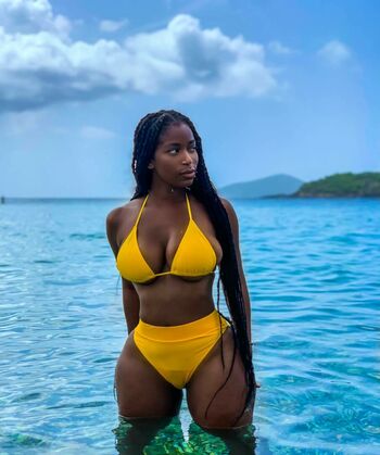 Tia Becca