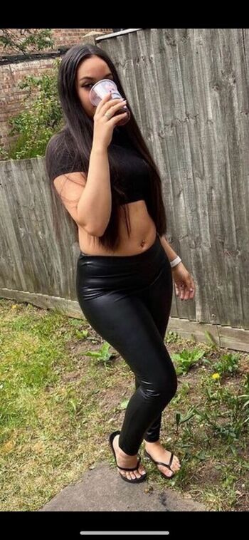 Tia Louise