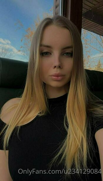 tiiiiits_queen