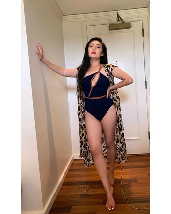 Tina Guo