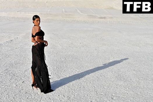 Tina Kunakey