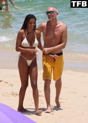 Tina Kunakey