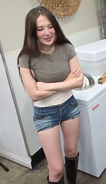 Tinakitten