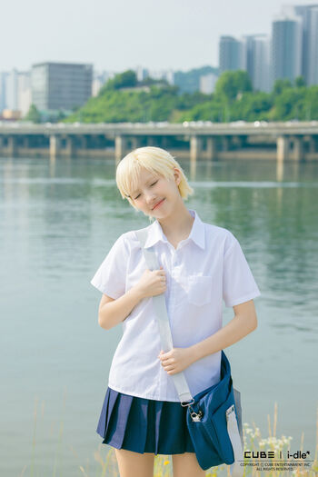 tiny.pretty.j