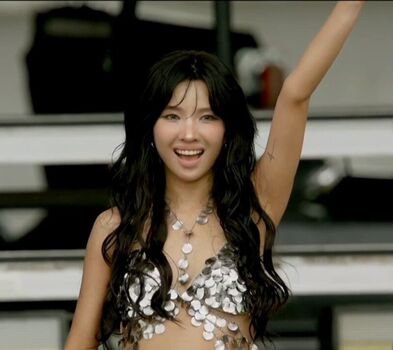tiny.pretty.j
