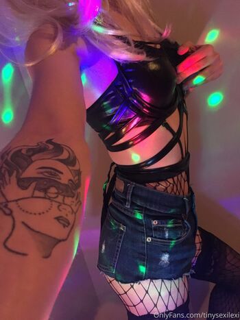 tinysexilexi666