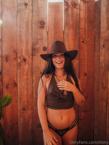 titiny