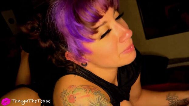 Tonyathetease