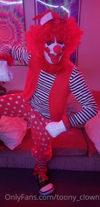 toony_clown