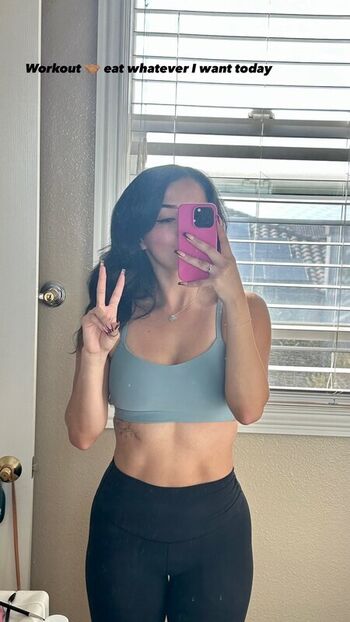 Tori_ramos