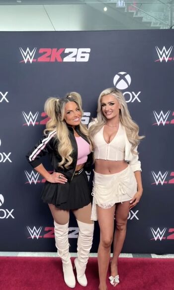 Trish Stratus