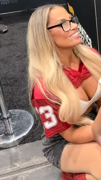 Trish Stratus