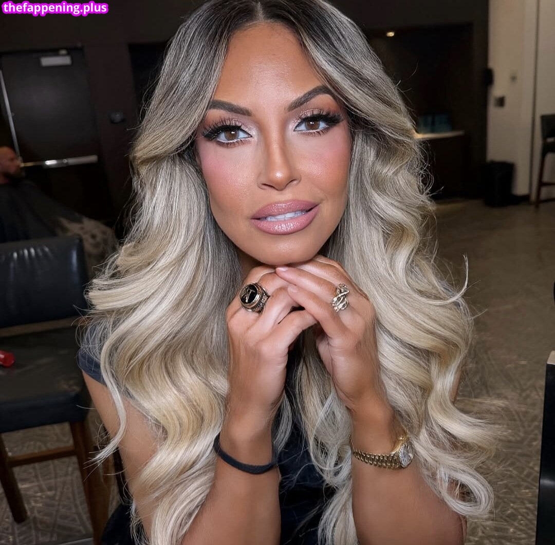 Trish Stratus