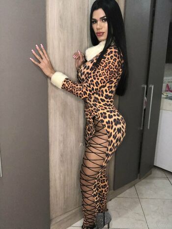 ts_larissakemylli