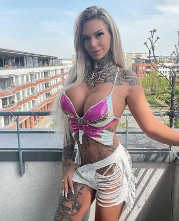 TS-MiaDeluxxe Transgirl
